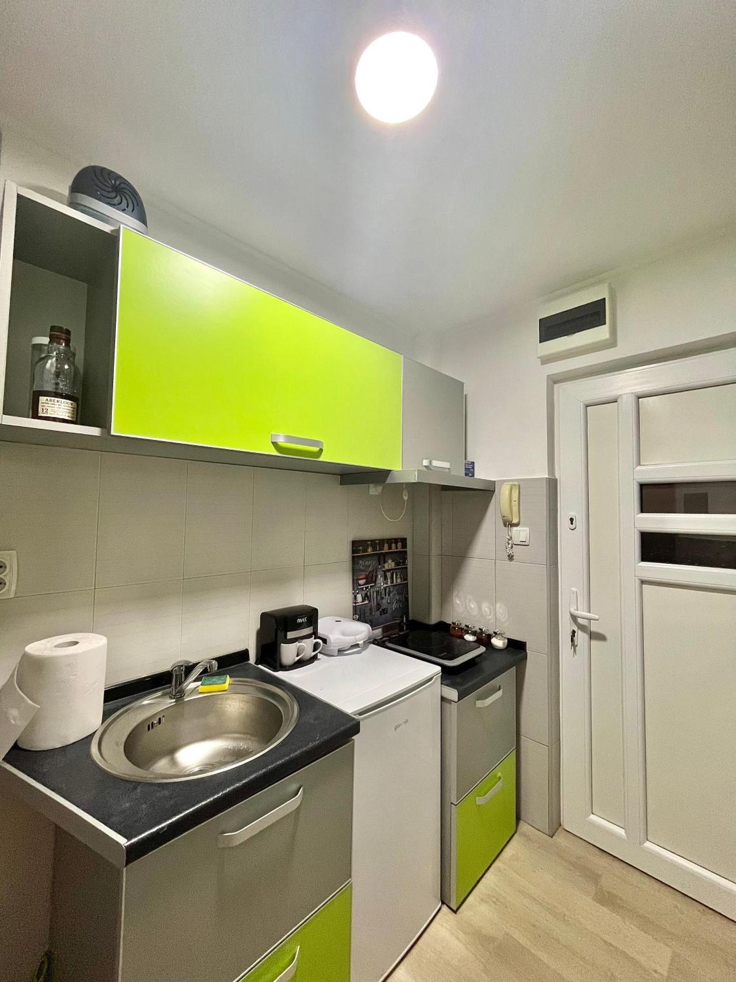 Nilton Apartmans Ni Exteriör bild